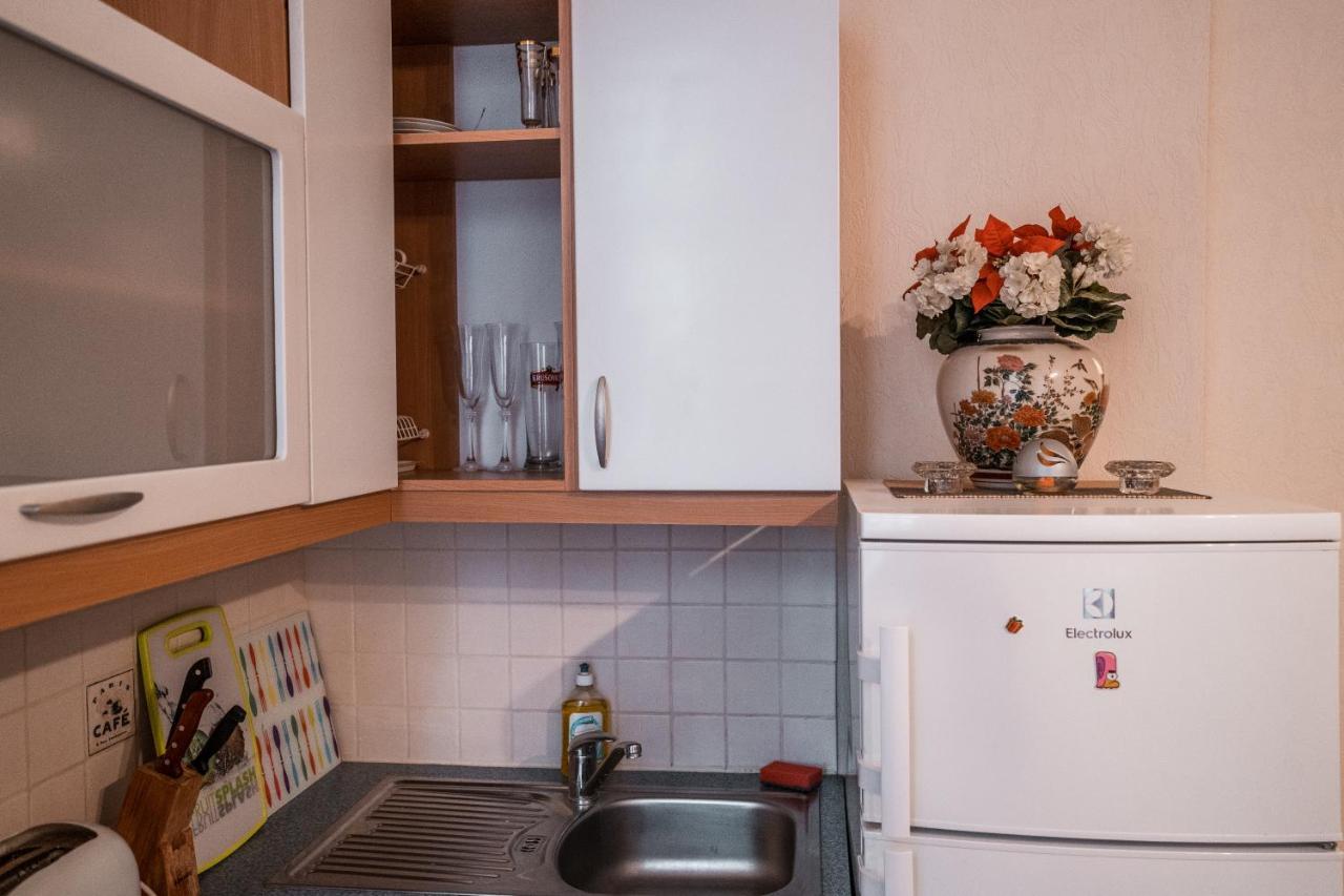 Lacplesa Central Apartments Riga Luaran gambar