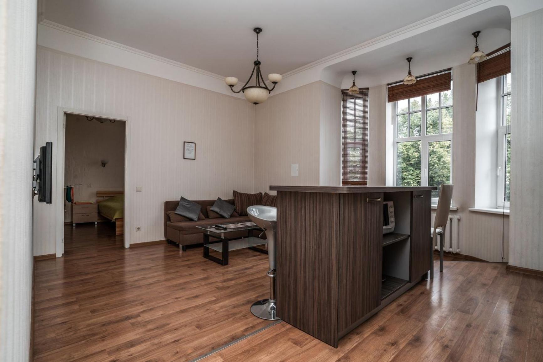 Lacplesa Central Apartments Riga Luaran gambar