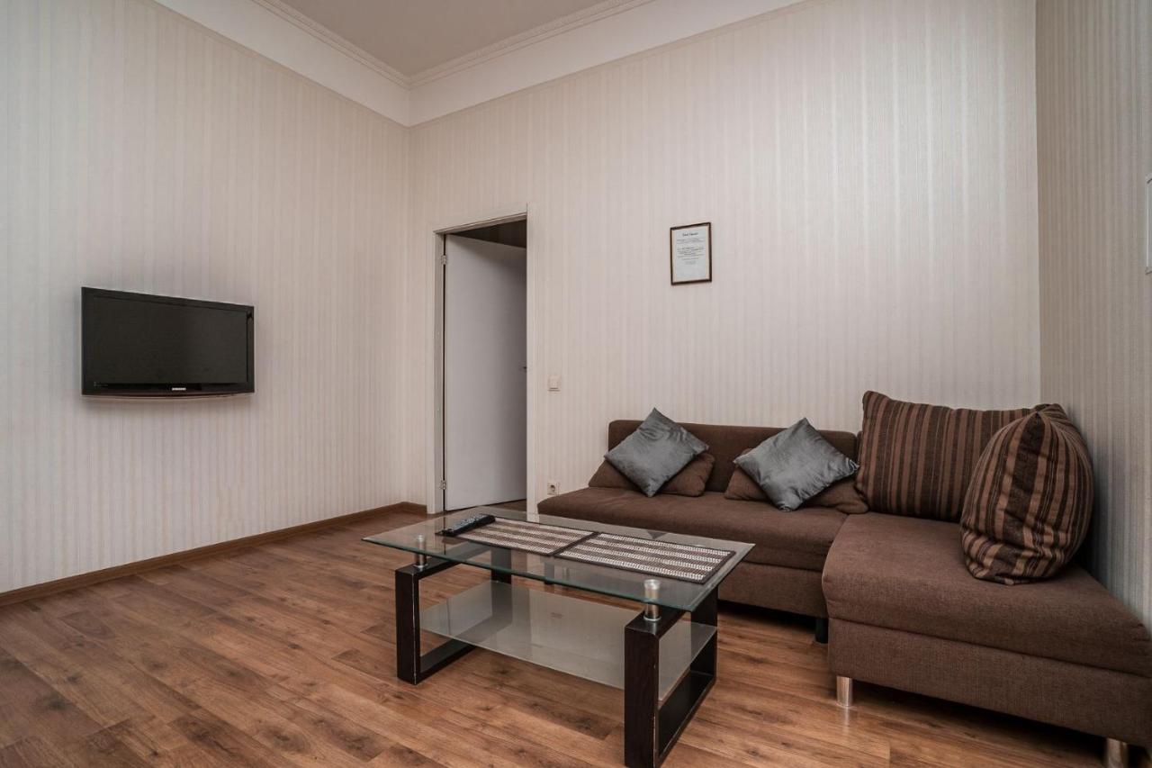 Lacplesa Central Apartments Riga Luaran gambar