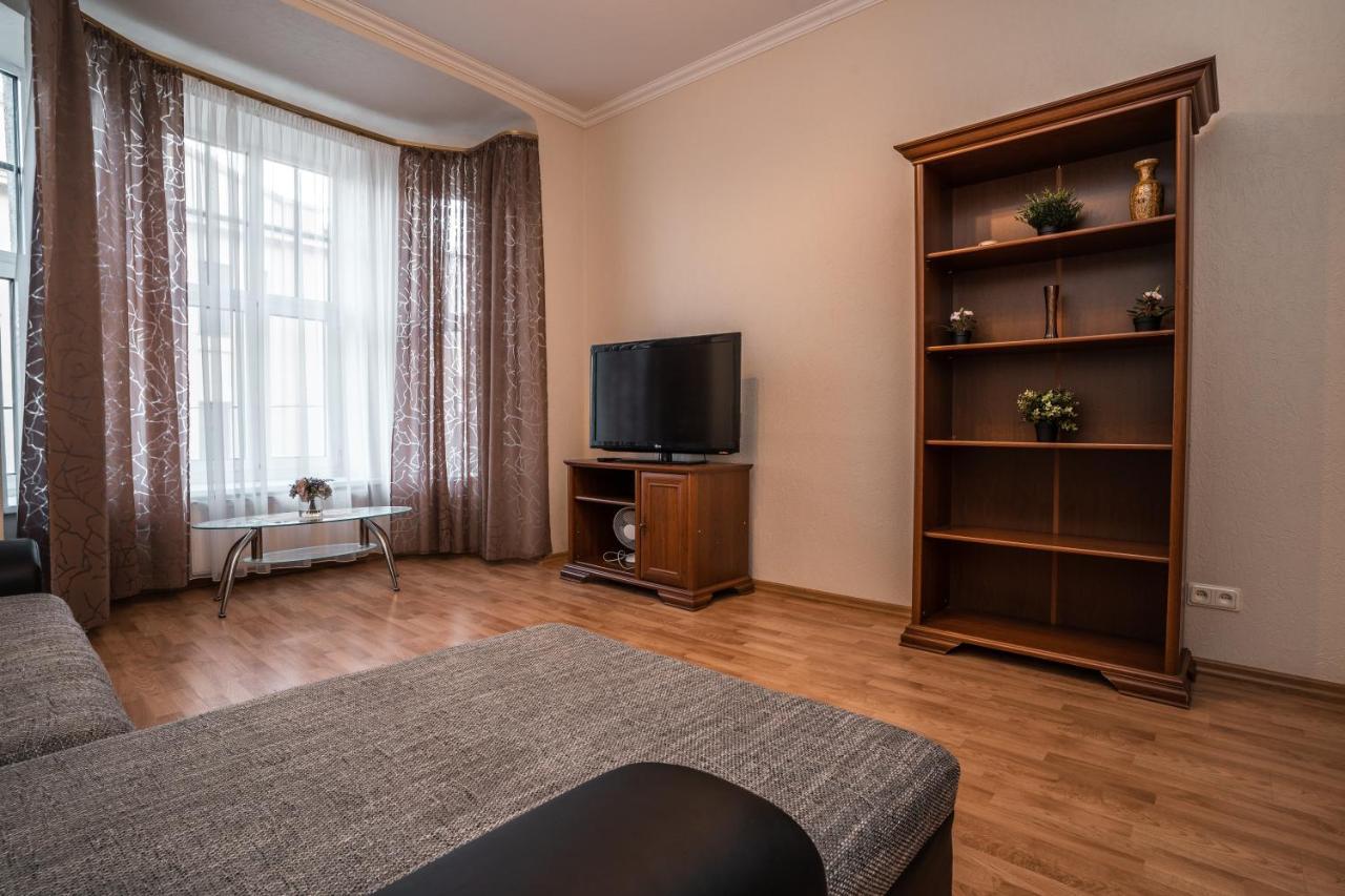 Lacplesa Central Apartments Riga Luaran gambar