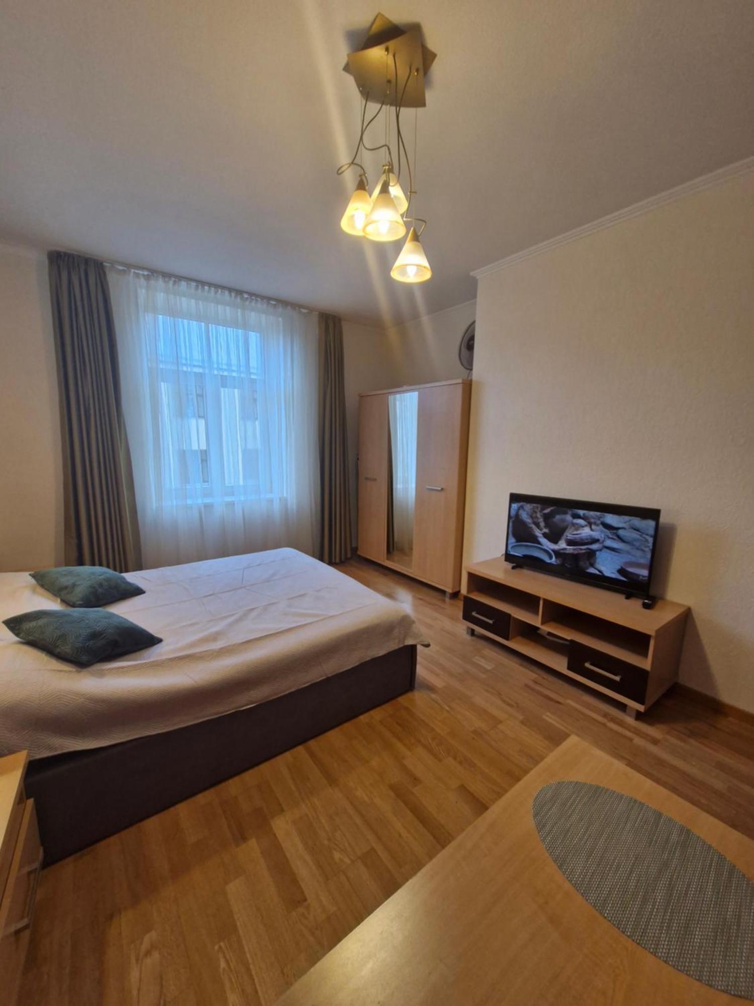 Lacplesa Central Apartments Riga Luaran gambar