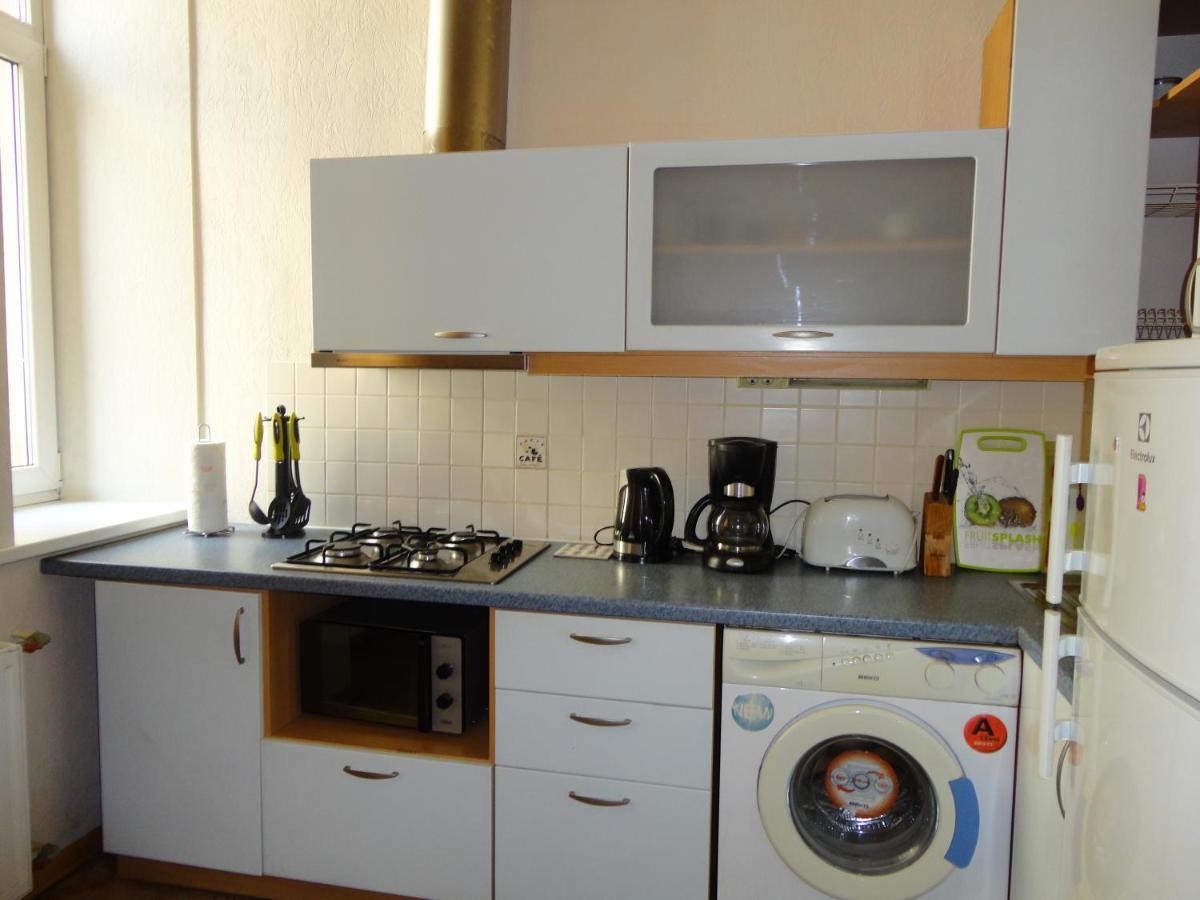 Lacplesa Central Apartments Riga Luaran gambar